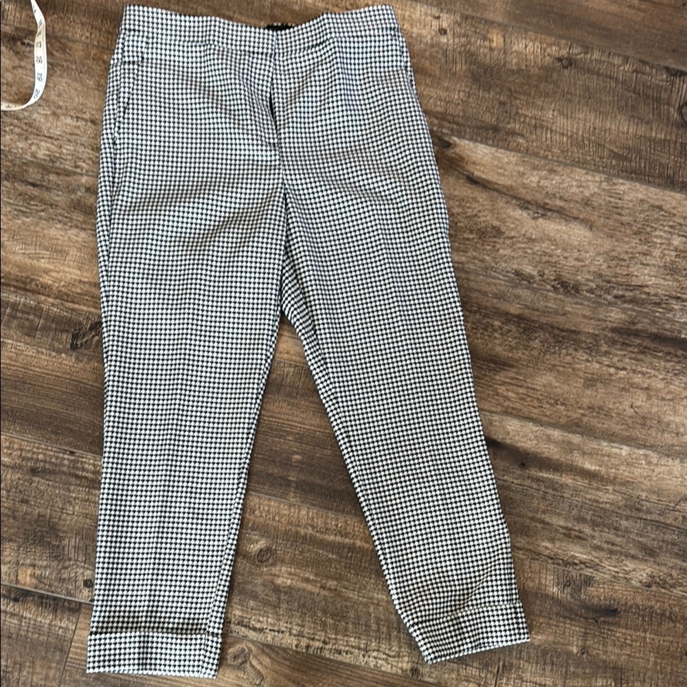 ANN TAYLOR Black and White Checkered Cuffed Trousers - Picture 3 of 7
